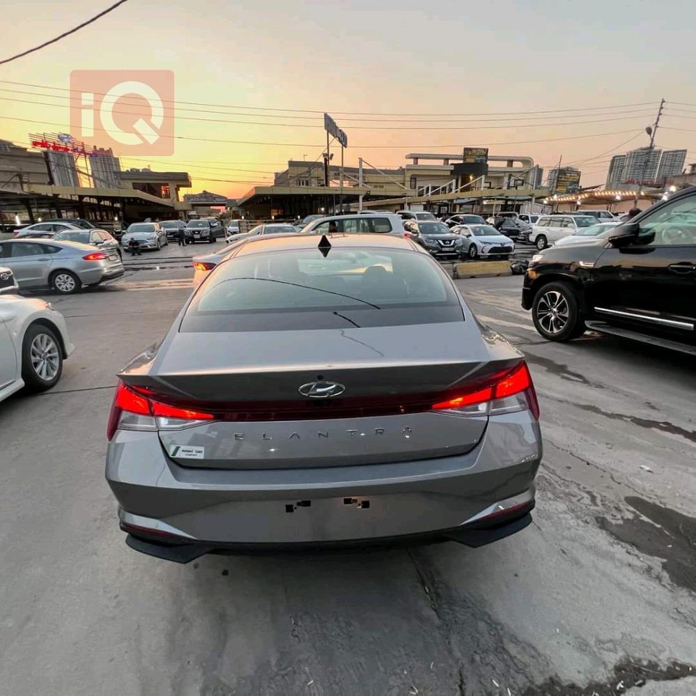 هیوندای ئەلەنترا